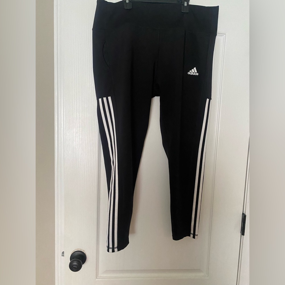 Women’s Adidas workout pants
